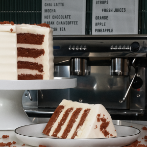 Round Red Velvet Cake